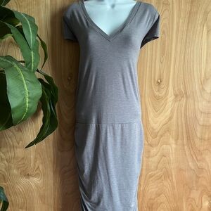 Athleta Topanga Grey Vneck Athletic Dress Shortsleeved Medium